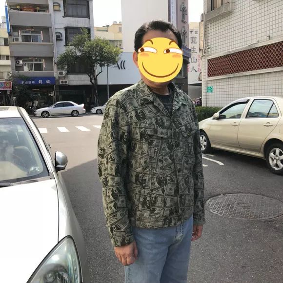 “老爸爱偷穿我的sup出门，羡煞旁人”