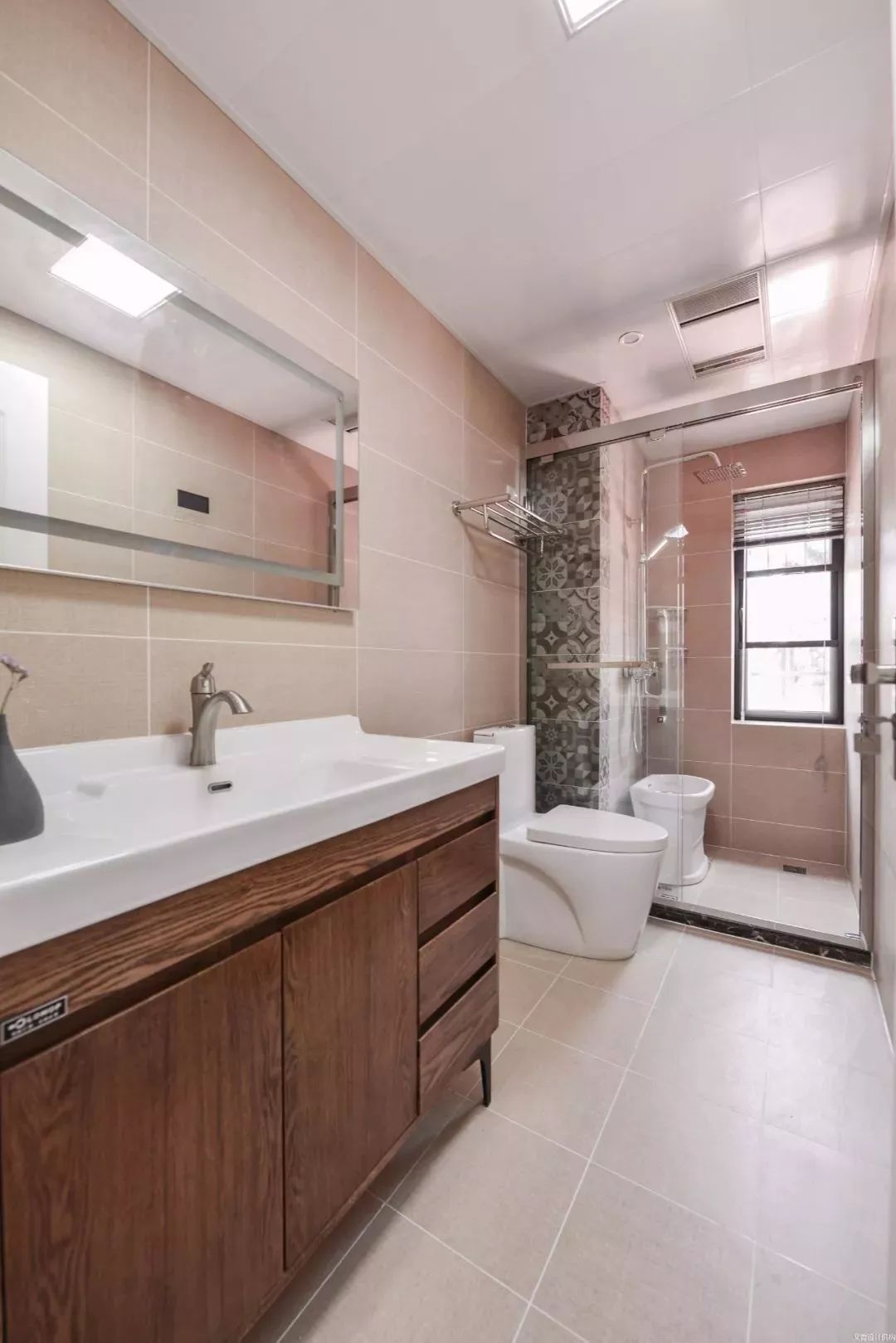 整体淋浴房带马桶洗手盆卫生间,小卫生间淋浴马桶洗手盆怎么布局