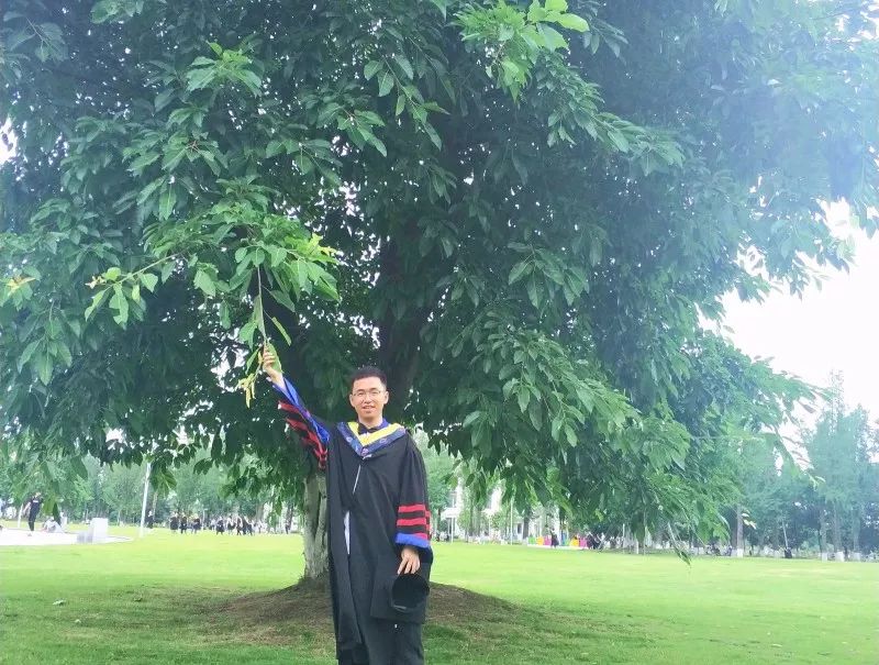 学霸奖学金1百万,学霸球员足球