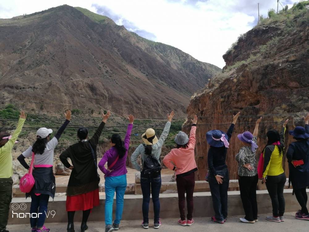 康巴兄弟自驾游路线,康巴兄弟连雪梅