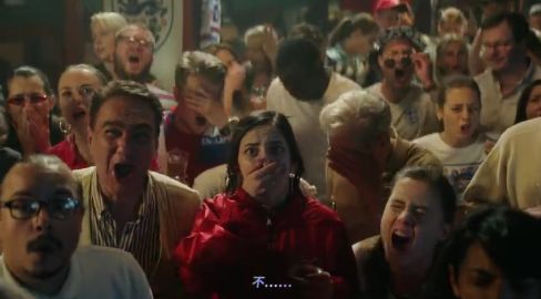 这则拍中国马屁的广告好玄幻，国足全凭你敢……想