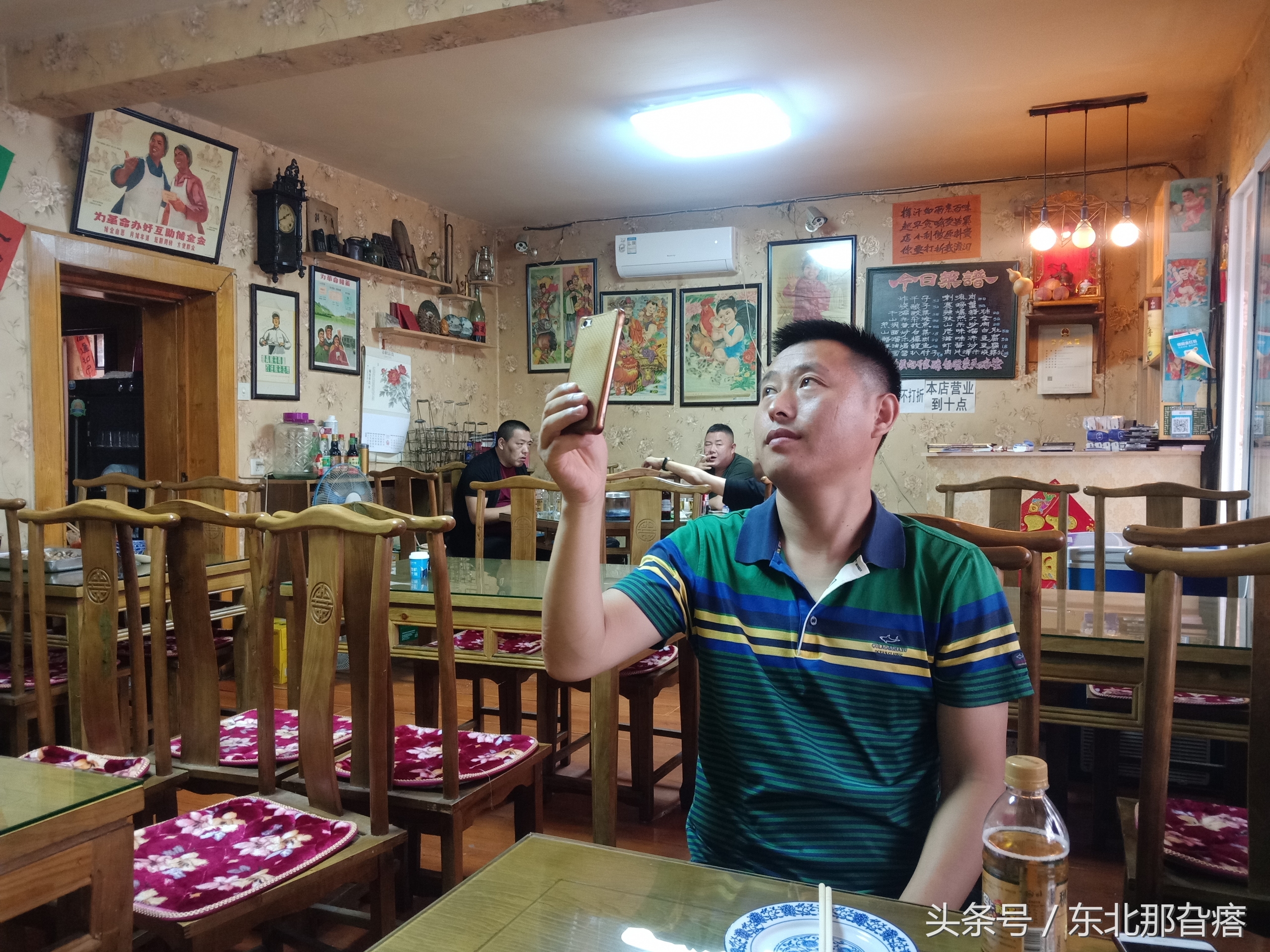 哈尔滨有一家藏在胡同的炖菜馆,哈尔滨隐藏在胡同里的小酒馆