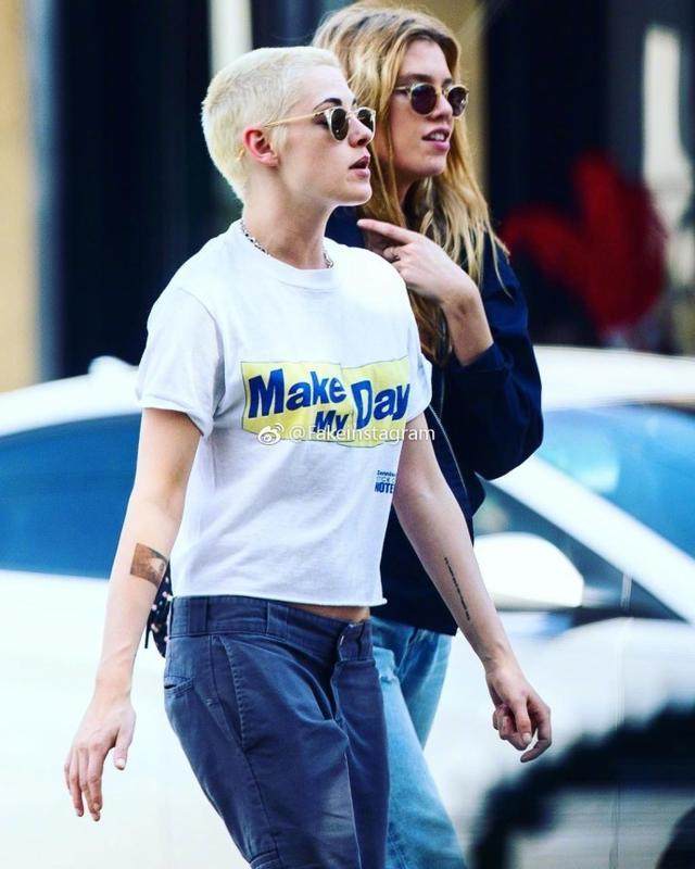 有了女朋友的“暮光女”K帅竟然将CK*裤内**这么穿，网友：这是时尚