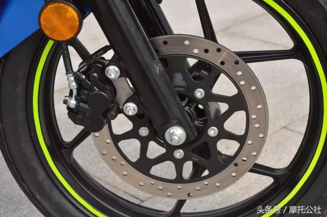 铃木155街车试驾感受,济南铃木极客飒gixxer155和gxs250