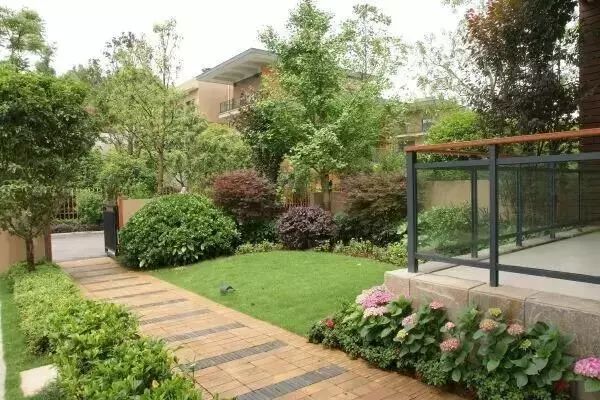 楼顶花园草坪种植方法全过程,花园草坪怎么种植