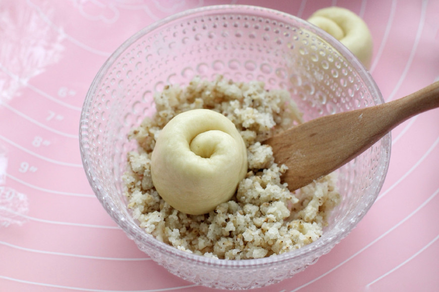 趁着暑假学会这款面包，不加黄油也能松软香甜，开学当早餐正合适