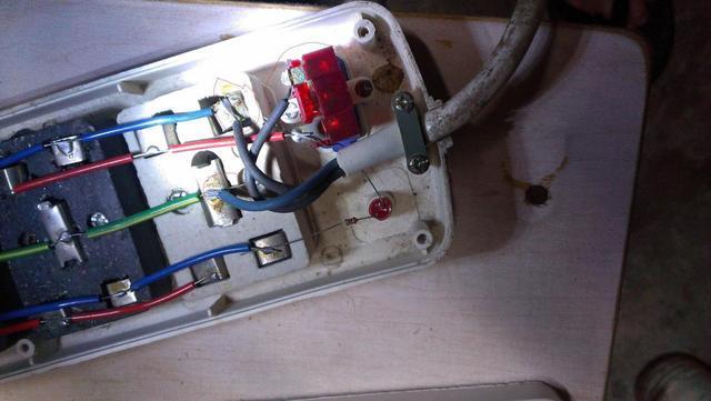 地线能当零线用电表会转吗,地线可以当零线用吗