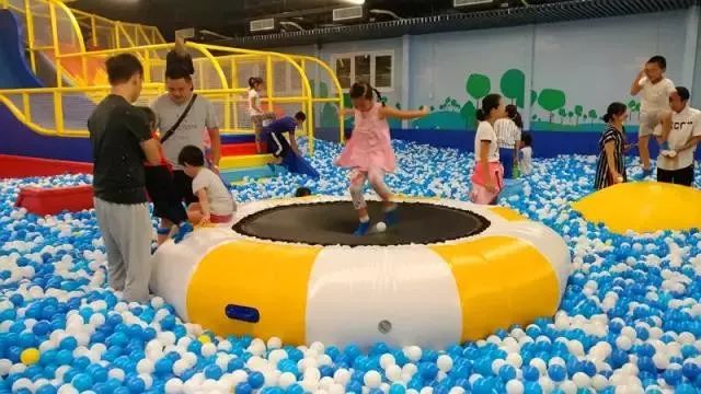 北京春晖园,北京春晖园随园