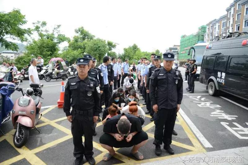 男子爆出打赏女主播22万的原因,小伙打赏女主播9000万获刑14年