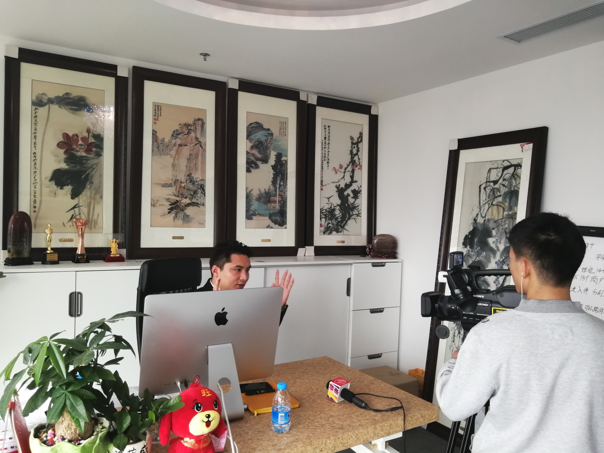 世界微商总部创办人-段辉谈互联网营销