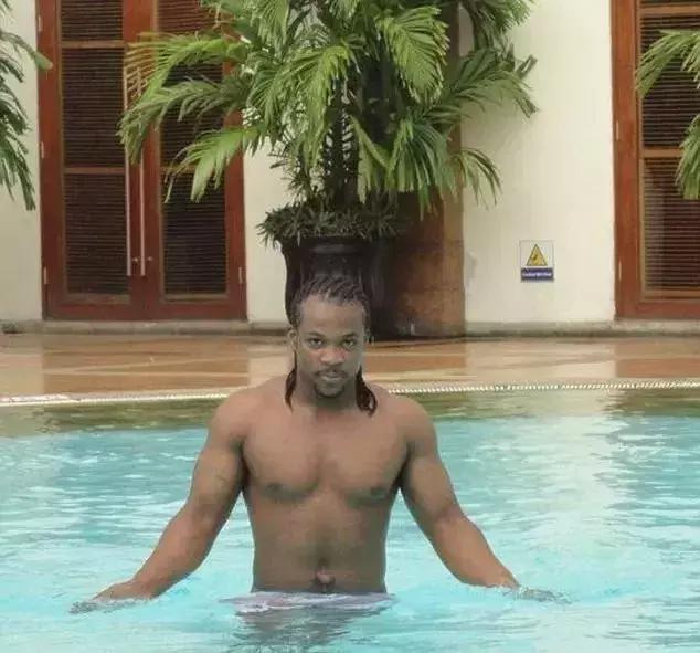 一批中国女孩在海外排队等待死刑！