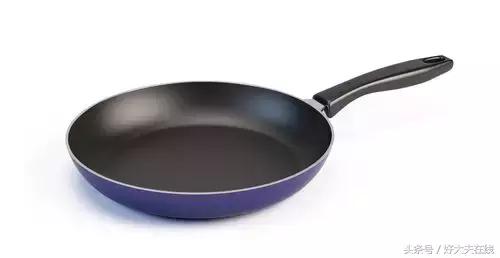 不粘锅致癌真的假的,不粘锅有毒还致癌究竟是怎么回事