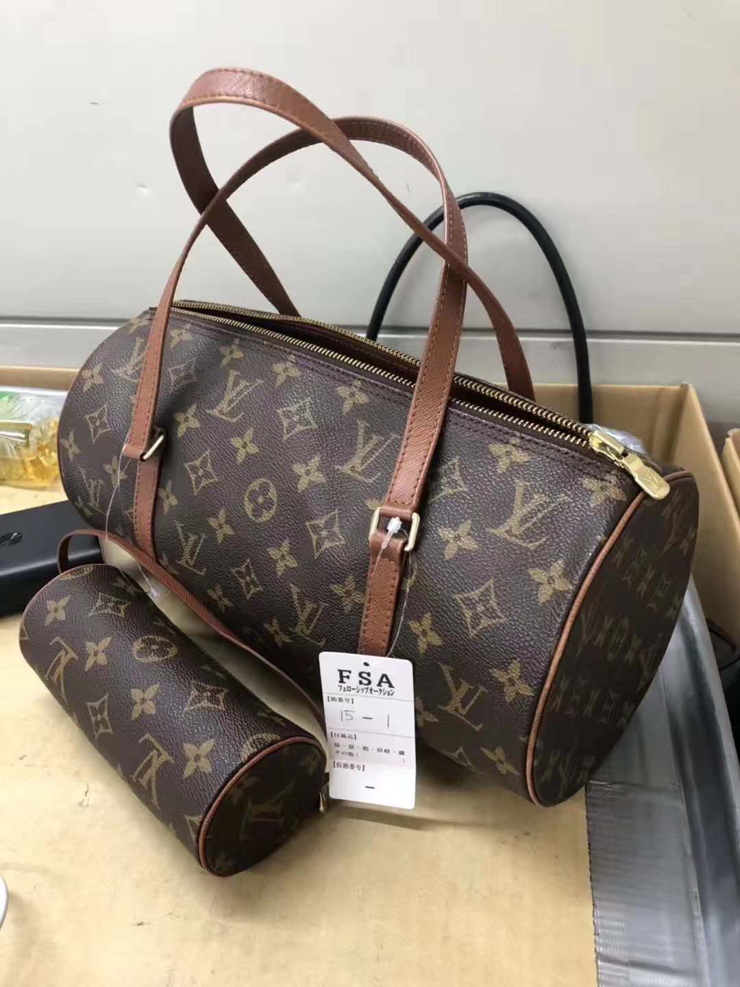 直播卖中古包,lv中古包去哪里卖能获得高价