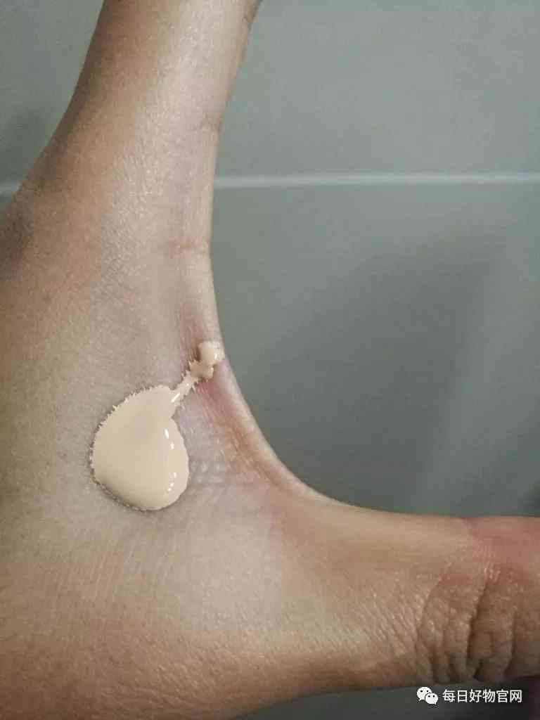 雅诗兰黛沁水粉底液62号很白吗,雅诗兰黛持妆62号