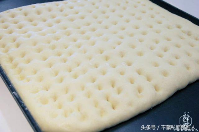 一款特别硬的面包,什么面包有蛋糕的口感