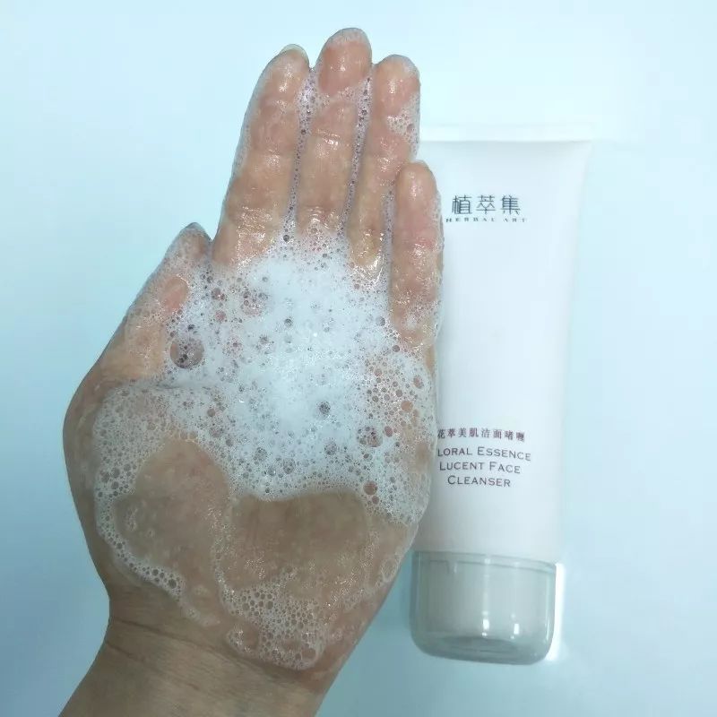 祛黑头越做毛孔越大,特别多的黑头毛孔也特别大怎么办