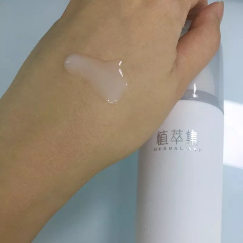 特别多的黑头毛孔也特别大怎么办,黑头最烦人的问题