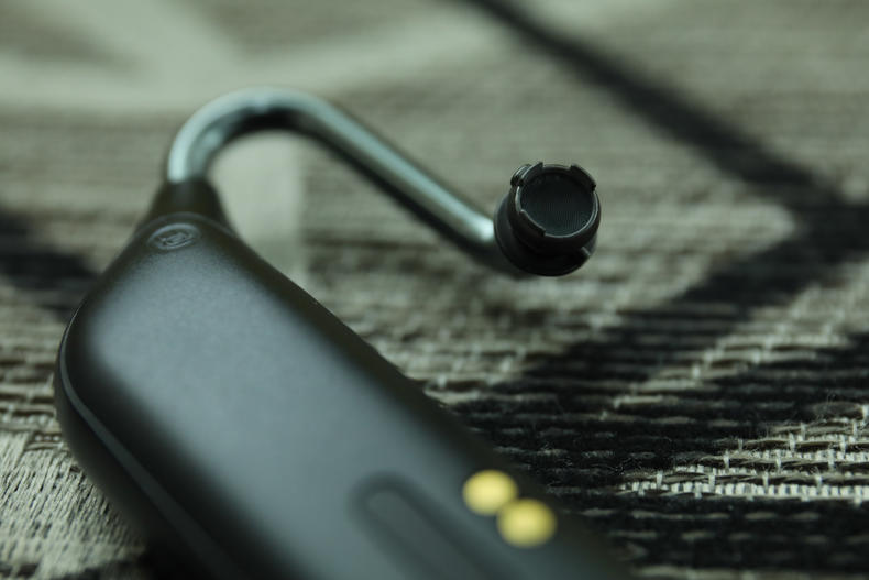 「小蟹寻声」索尼耳机的新尝试，“双重聆听”是一种怎样的体验？