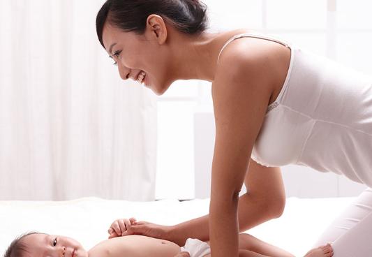 宝宝总是爱出冷汗,宝宝爱出虚汗是脾胃不好吗