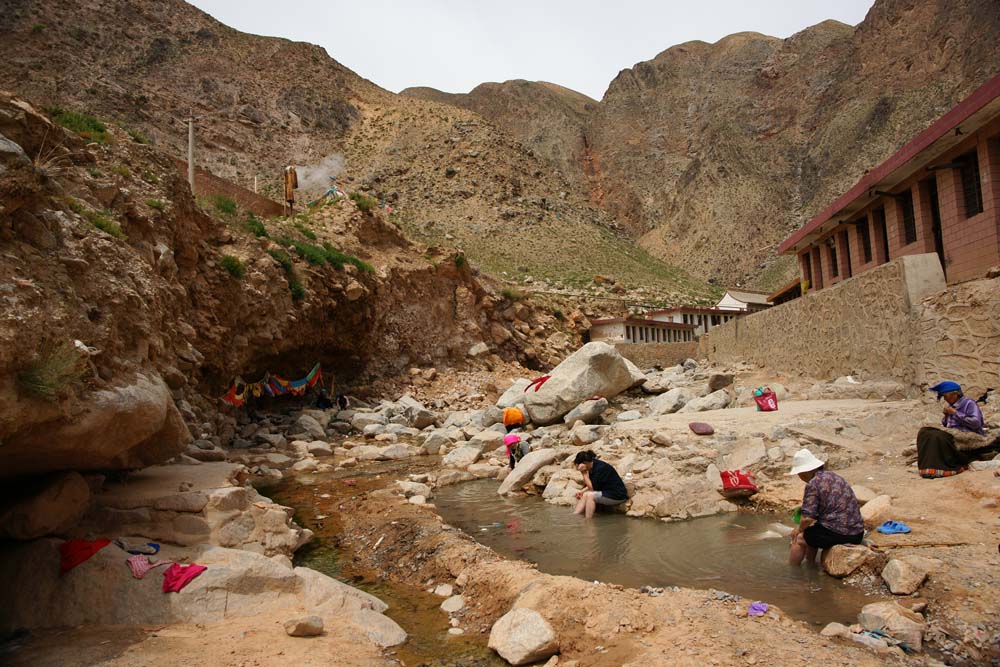 贵德泡温泉攻略,贵德扎仓温泉旅游攻略