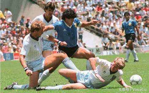 看世界杯是什么心态,足球世界杯和篮球世界杯哪个更强