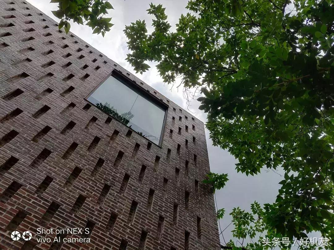 oppofindx与vivonex哪个好点,oppofindx对比vivonex双面屏