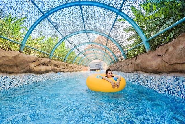 水宝宝球大挑战,法国队足球宝贝闯关落水