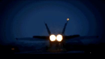 战斗机被导弹锁定后还能逃跑吗,战斗机被导弹锁定做什么机动