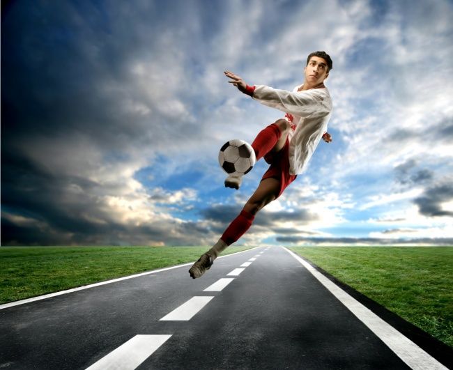 泰国足球队洞穴救援,泰国足球队被困山洞怎么被发现的