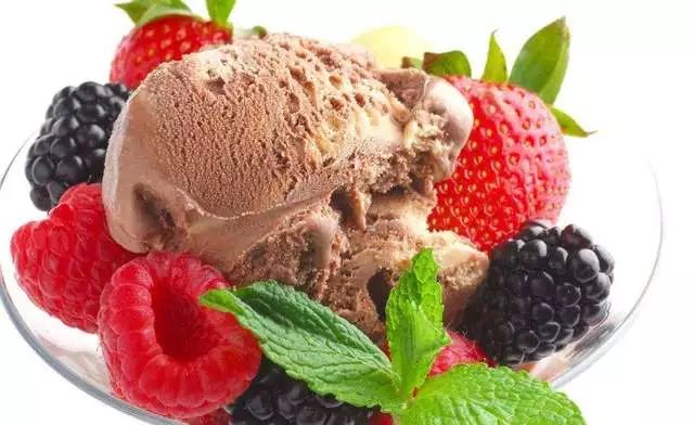 爱吃冰淇淋的熊孩子,小朋友想吃冰淇淋要怎么阻止