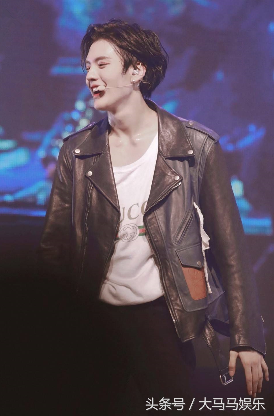 朱正廷遭乐华七子吐槽,朱正廷乐华7子同穿白衣