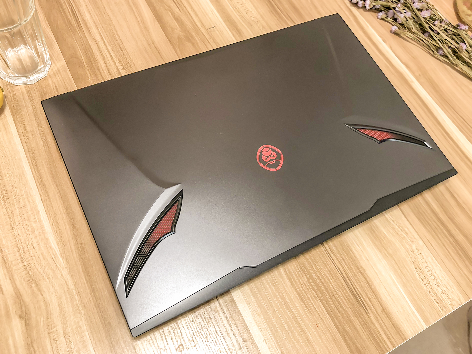 法国军团夺冠就是靠全面的实力，吾空K17-8U横扫游戏本市场也很强