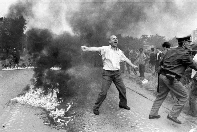 这个从战火中走来的世界杯MVP，用努力赢得了全世界的尊重