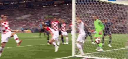 var不是只看点球吗,var看c罗点球