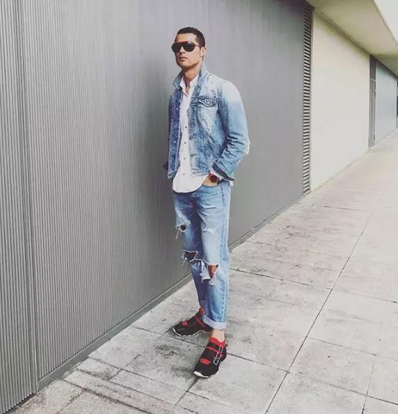 如果法国队夺冠会穿黑袍吗,法国足球队能否再夺世界杯