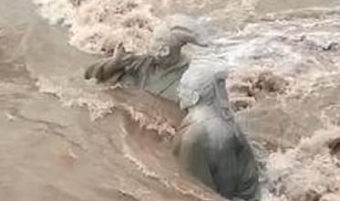 郑州违停几天车拖走,郑州违停严重车辆当场拖移