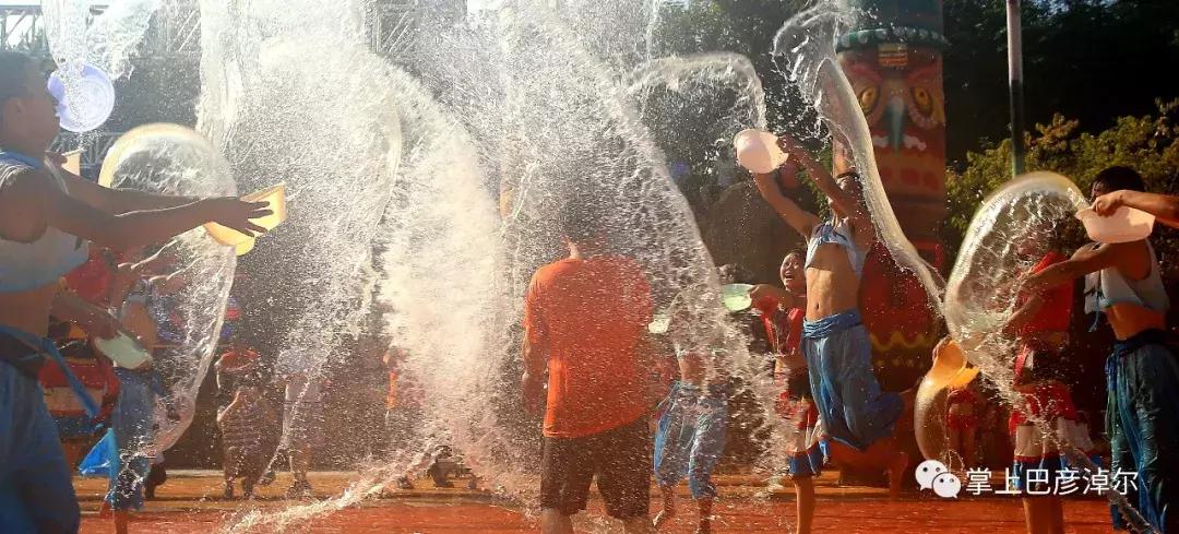 泼水节晚游,相约泼水节狂欢