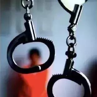 套路堪比电视剧!微信现“卖茶”*局骗**:美女陪聊14天,卖天价爱心茶