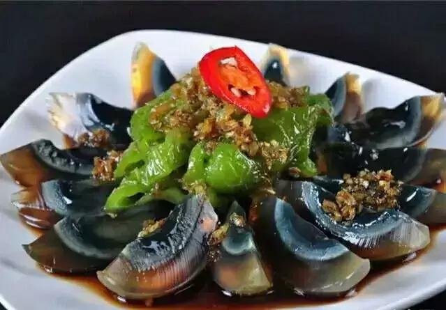 济南历下区半天妖烤鱼,济南小草屋诸葛烤鱼