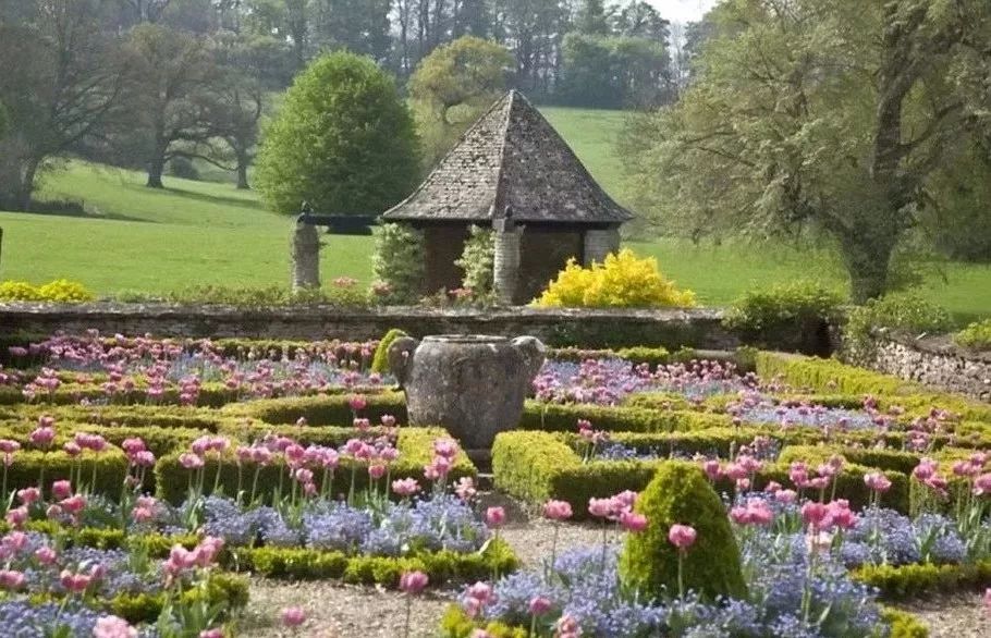 四大足球巨星的豪宅,足球巨星顶级豪宅