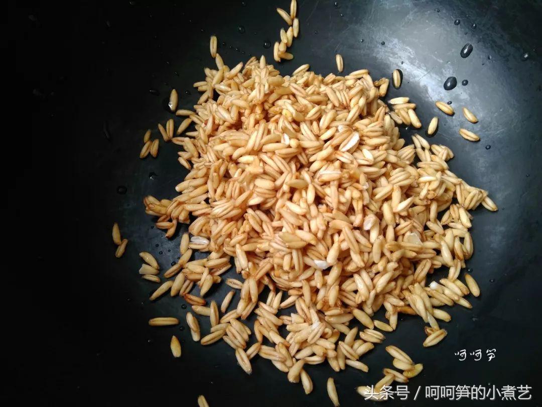 香菇腊味鸡肉饭,香菇胡萝卜焖鸡的做法大全家常