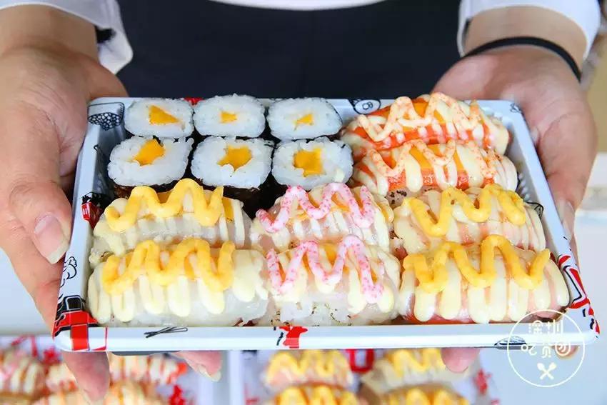 车前外带寿司高颜值和美味的内涵，迅速成为深圳寿司外带界的黑马
