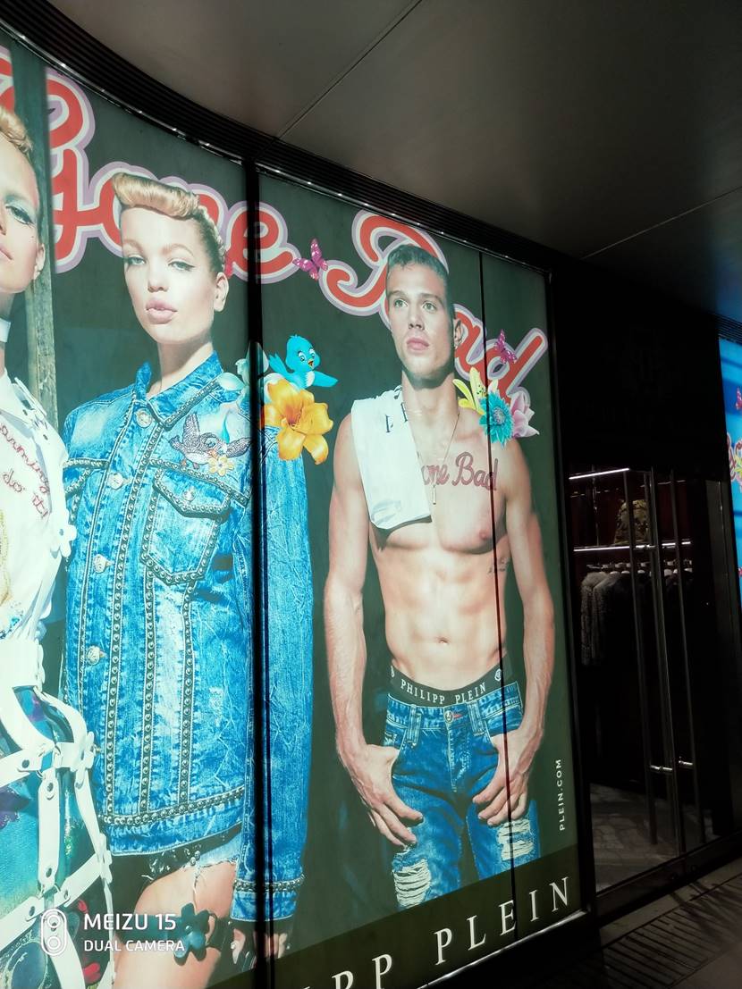 魅族15评测图片,魅族15深度评测视频