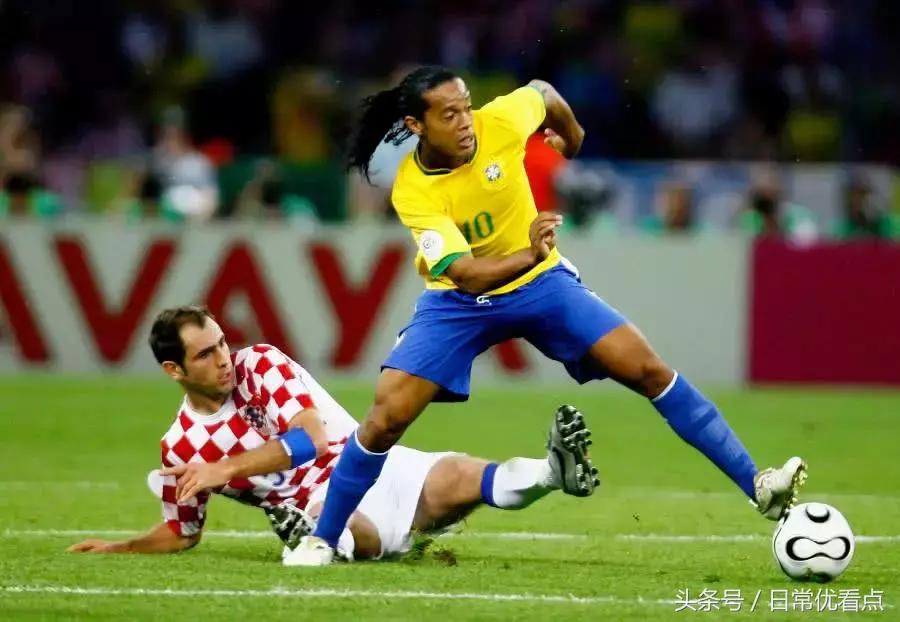 巴西天才内马尔高超盘带过人集锦,30位足坛巨星经典过人