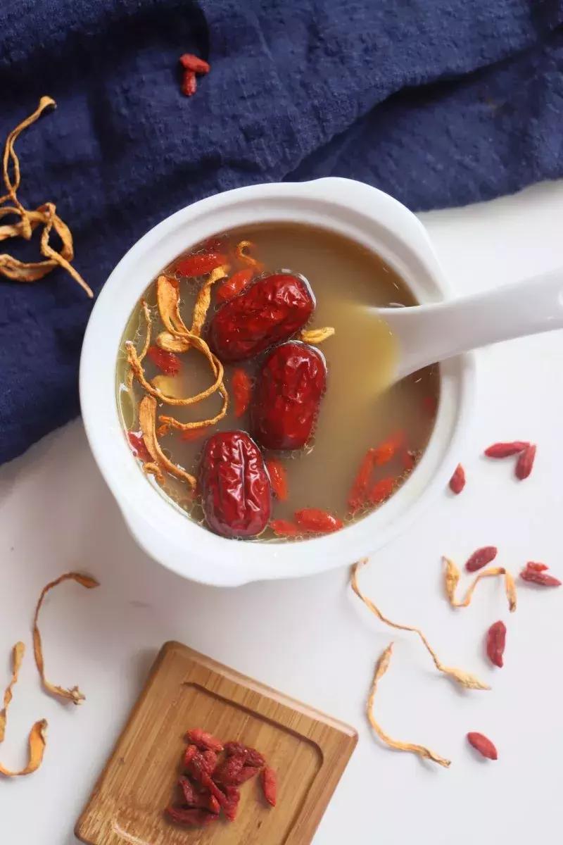 南宁这家专注“*鸡做**”的店，让吃货们每天沉迷“吃鸡”无法自拔！