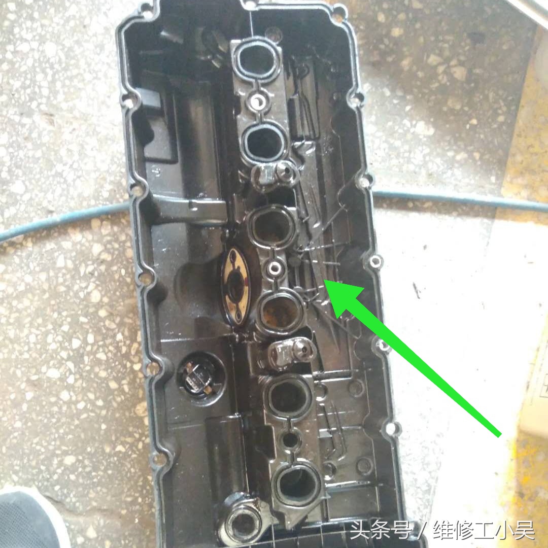 11款宝马x5发动机漏油修多少钱,10年的宝马x5烧机油