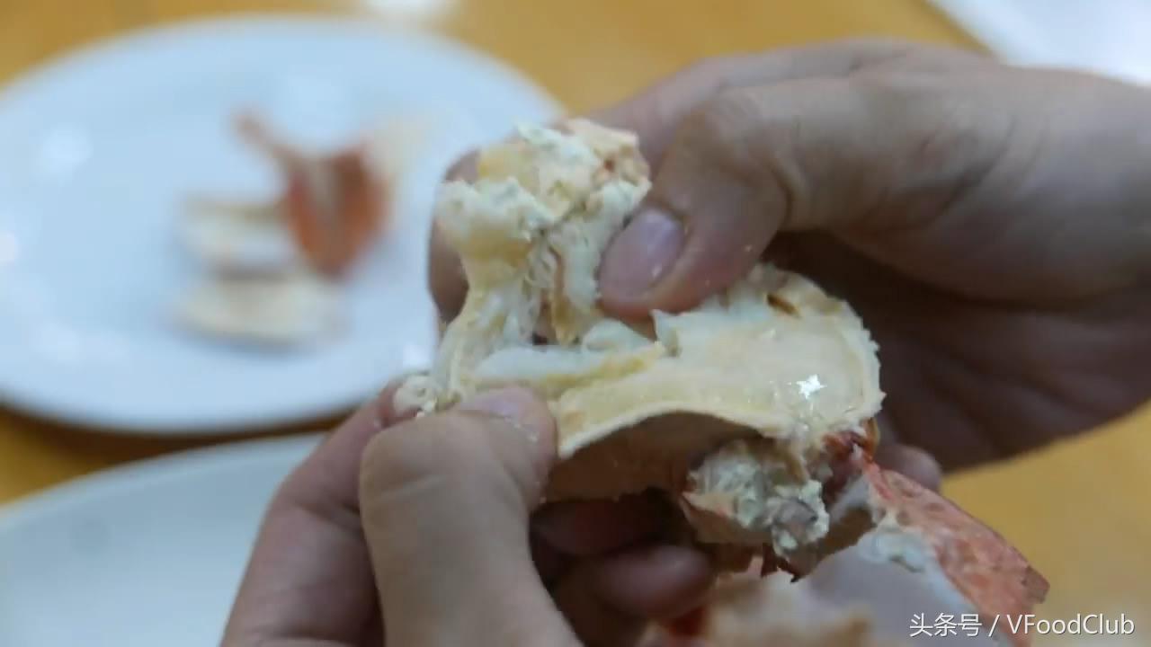 日本超级大的椰子蟹,日本冲绳海鲜鲨鱼刺身