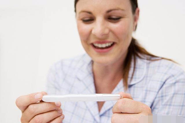 女性排卵期会有多少卵子排出来,女性排卵期卵子会排出来吗