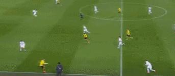 卡洛斯的惊世任意球动态,足坛逆天过人动作