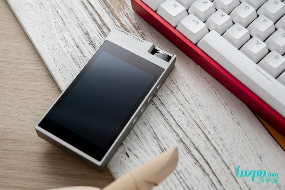 高敏高阻耳机,高敏低阻耳机声音大